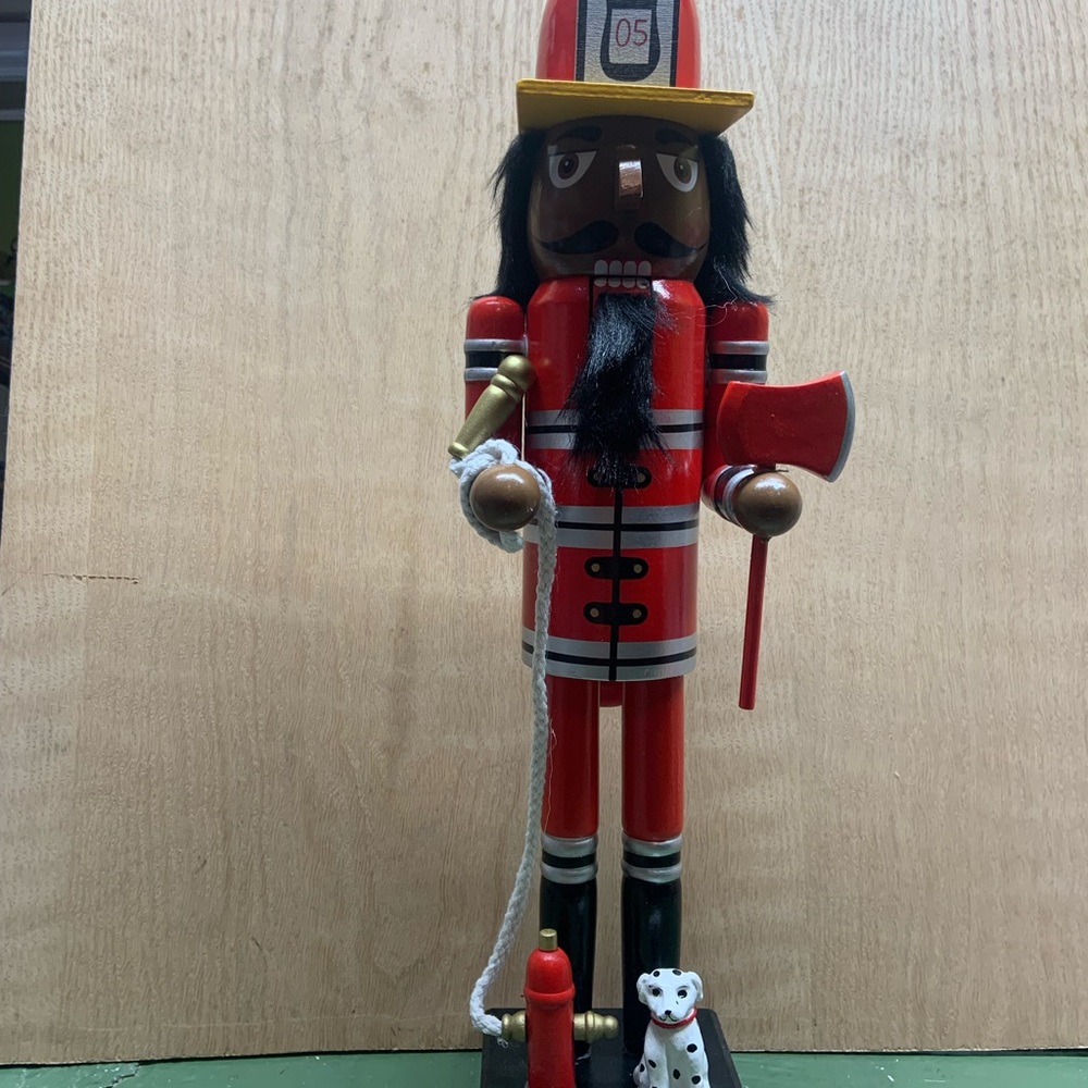 African American fire fighter nutcracker - Picture 6 of 6